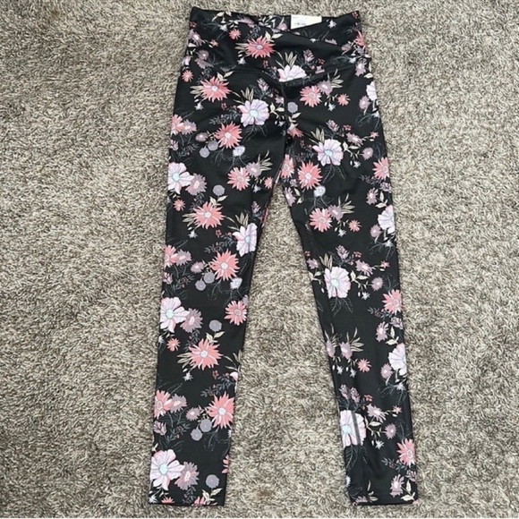 NWT SO high rise Sporty 7/8 leggings with crossover waistband - Picture 1 of 6